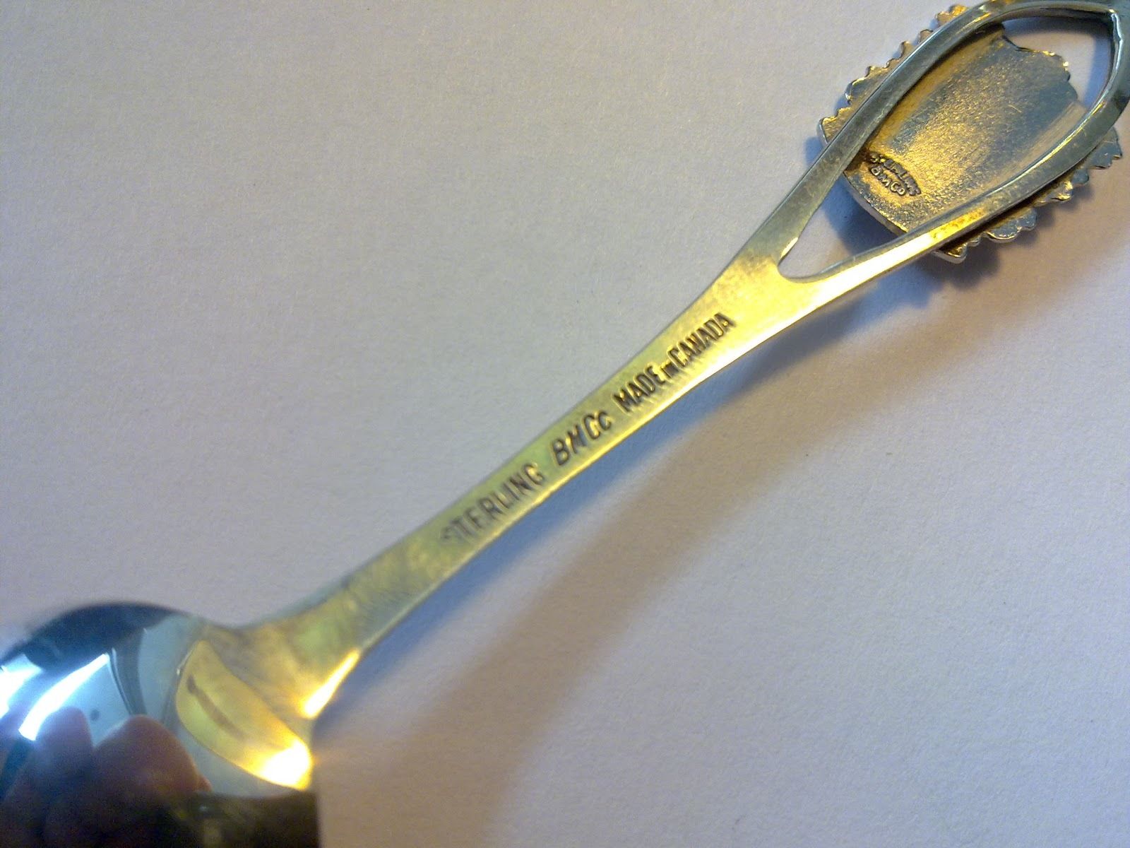 Cuchara de esmalte de plata maciza vintage Canadá Montreal STERLING Regalo de bautizo