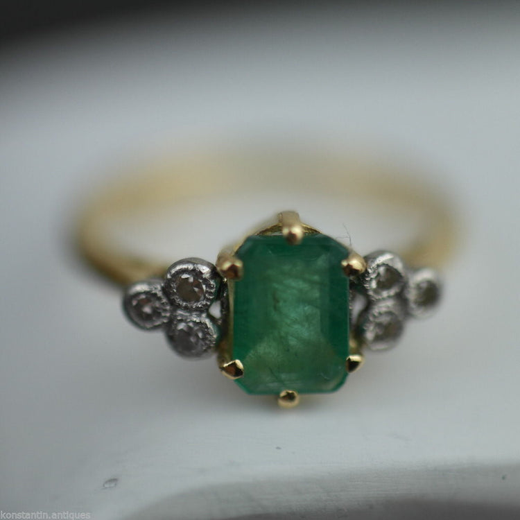 Vintage 18ct gold ring with green emerald and six diamonds – Konstantin ...