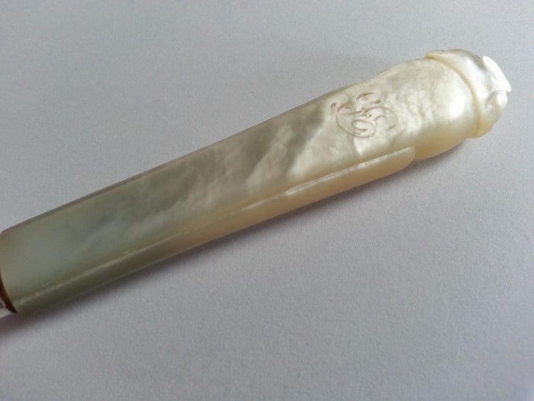 Viktorianisches 1851 massives Silbermesser mit Perlmuttgriff, Sheffield, antikes Geschenk