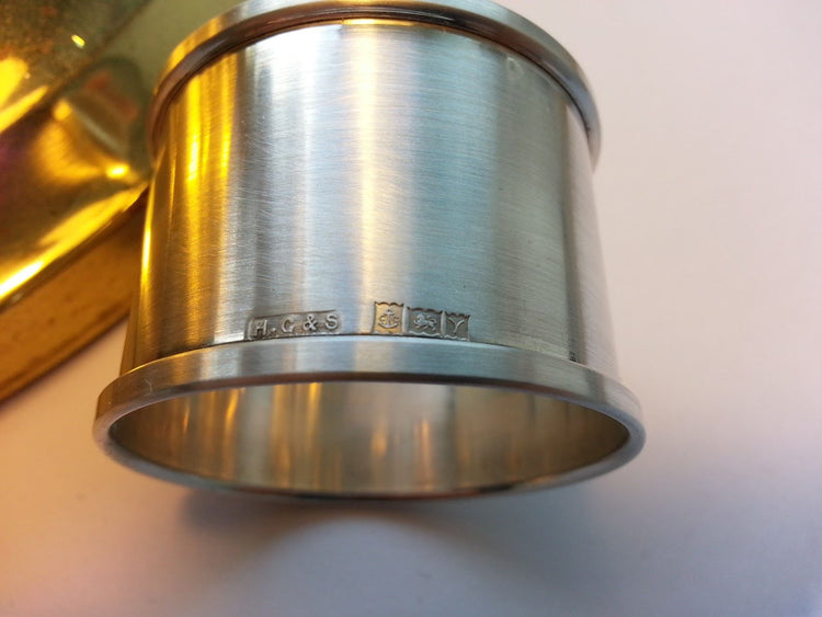 Vintage 1973 solid silver napkin ring Birmingham Henry Griffiths & Sons Gift