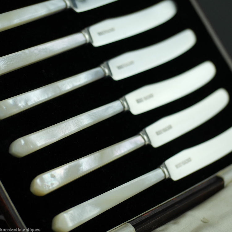 Antiguo juego de seis cuchillos Sheffield de plata maciza de 1932 con mangos de nácar