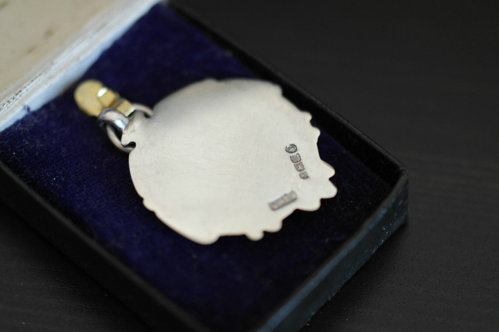 Vintage 1934 medalla de esmalte de plata de ley Redditch Junior Cup Compt en caja 