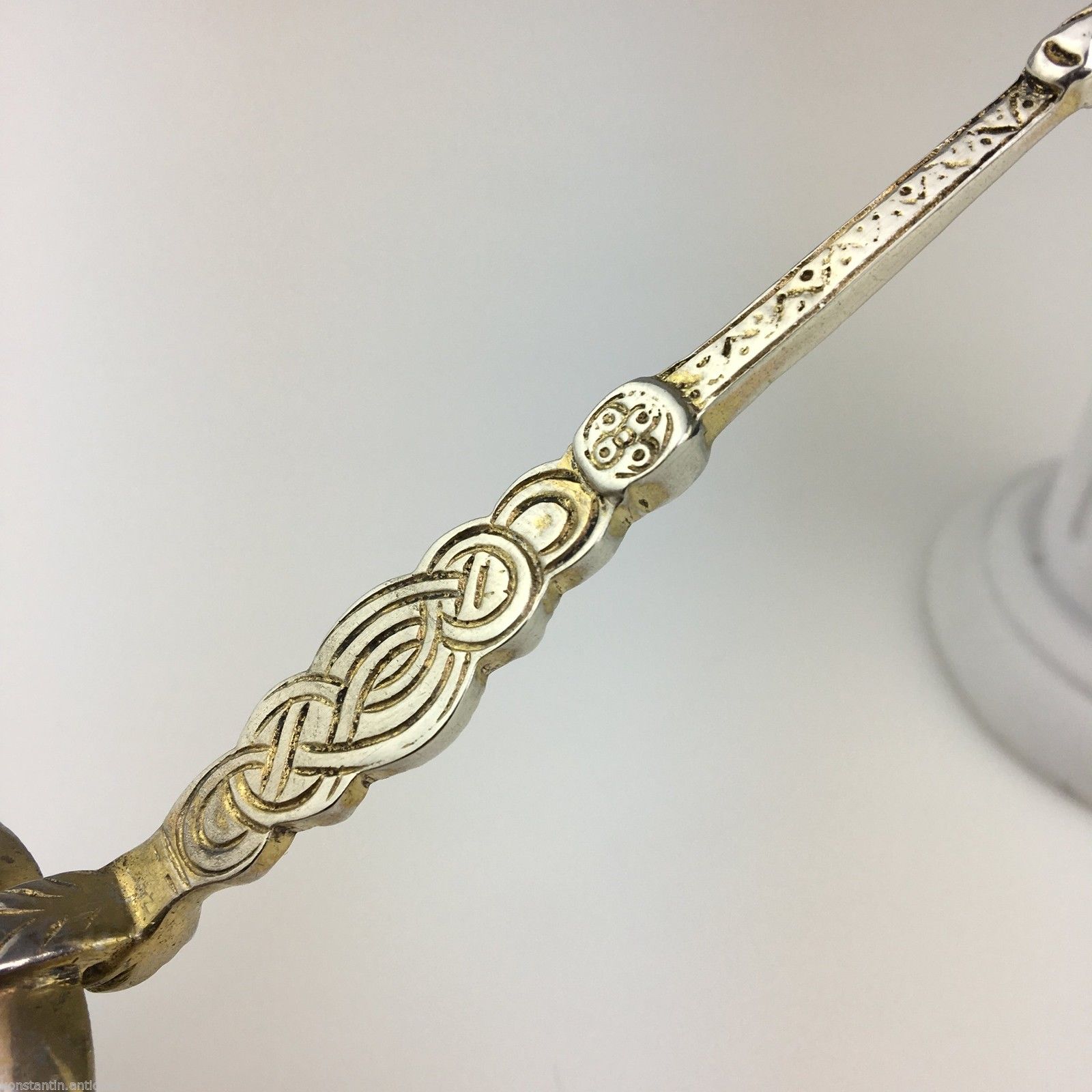 Antiker Salblöffel aus Sterlingsilber aus dem Jahr 1910, London, Britisches Empire