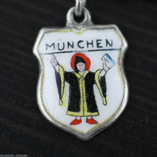Vintage Munich enamel 800 REU silver charm pendant Munchen
