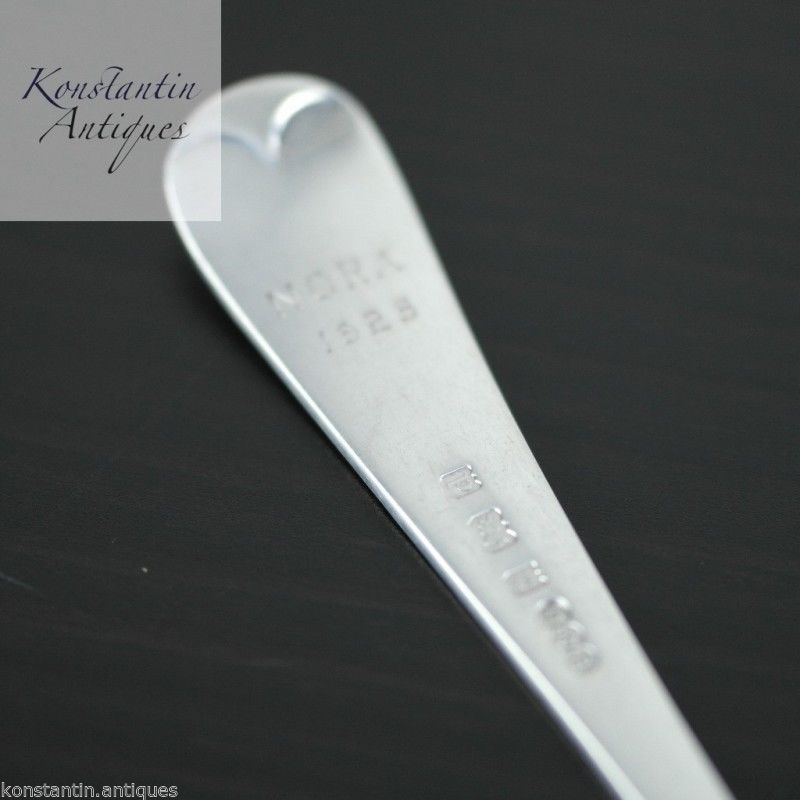 Antigua cuchara de bayas de plata de ley de 1903 Birmingham Nora Victoriana