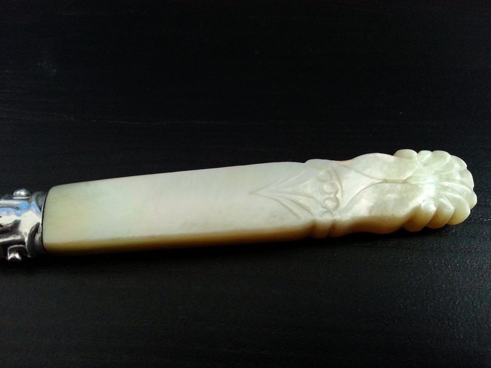 Antike Tafelgabel aus Sterlingsilber aus dem Jahr 1853, Perlmutt-MOP-Griff, Sheffield