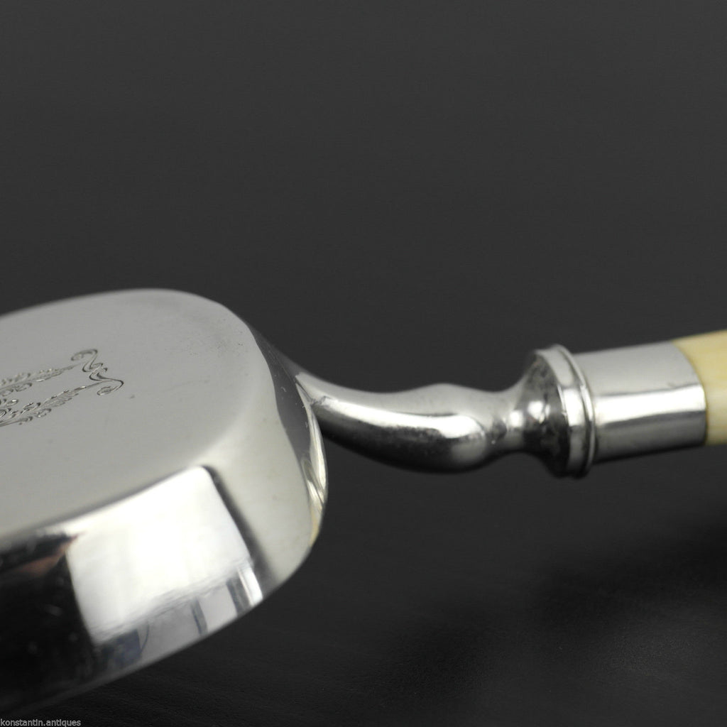 Antikes riesiges Serviertablett aus massivem Silber aus Sheffield