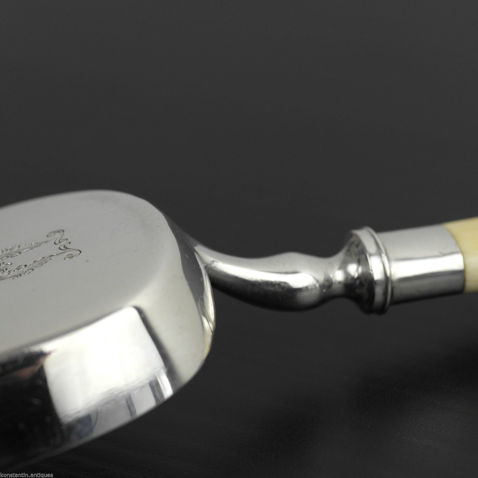 Bandeja de migas antigua y enorme de plata maciza de Sheffield