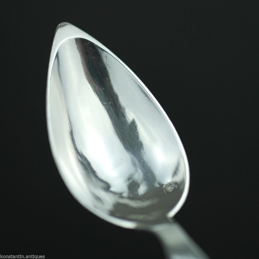 Cuchara antigua de plata maciza de 1838 para triturar azúcar Imperio Francés Minevra 950