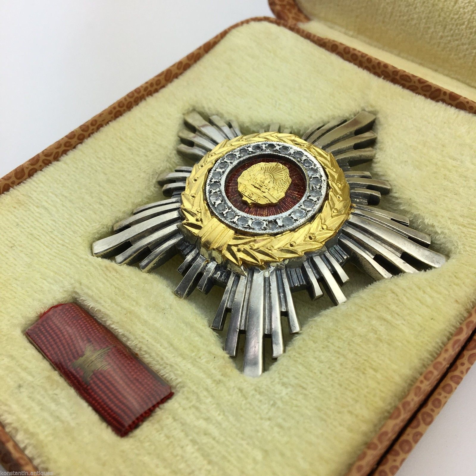 Vintage 1960s enamel solid silver order star 22 brilliant cut CZ  class III RSR