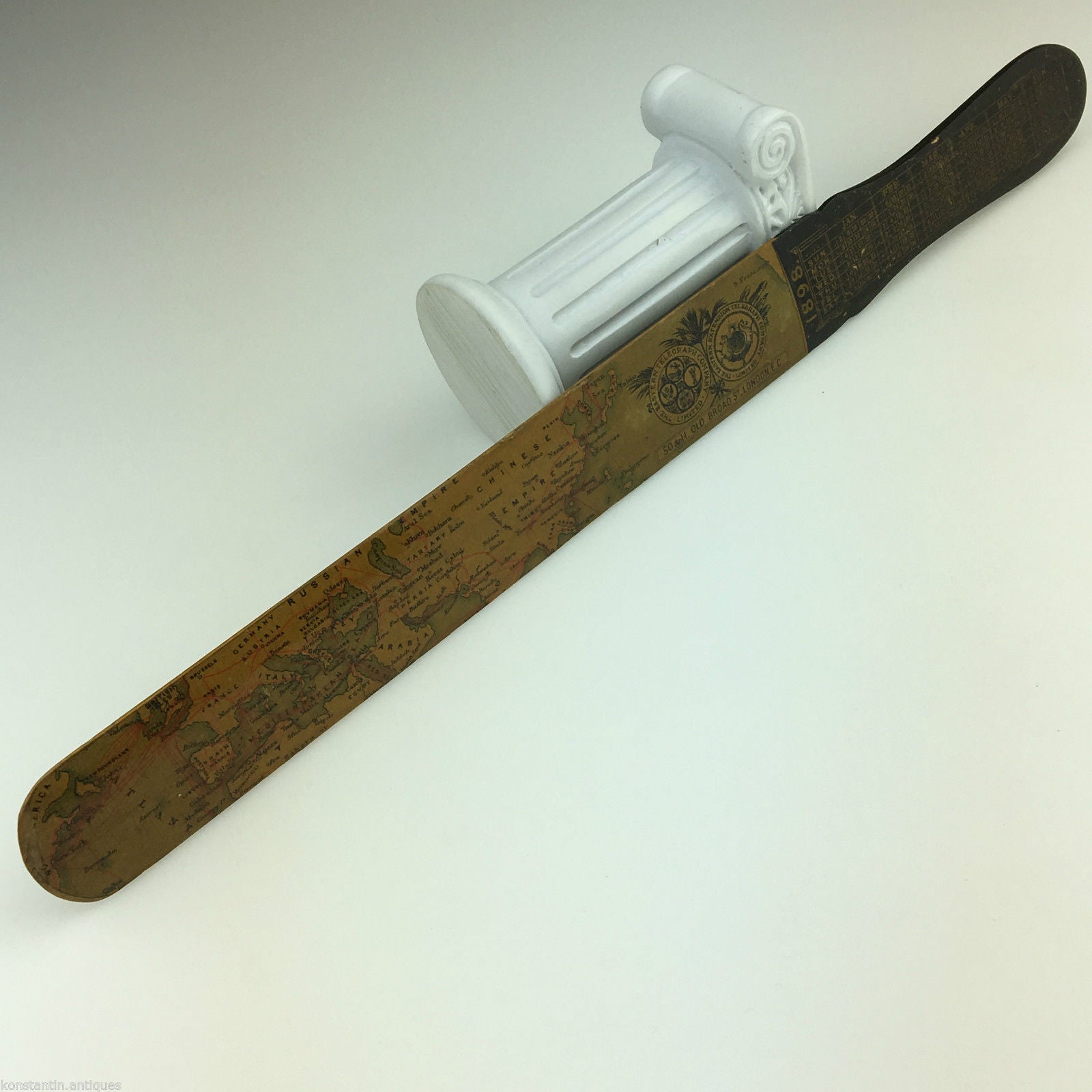 Antiker Seitenwender/Brieföffner aus Holz von 1898 mit Karte The Eastern Telegraph Com