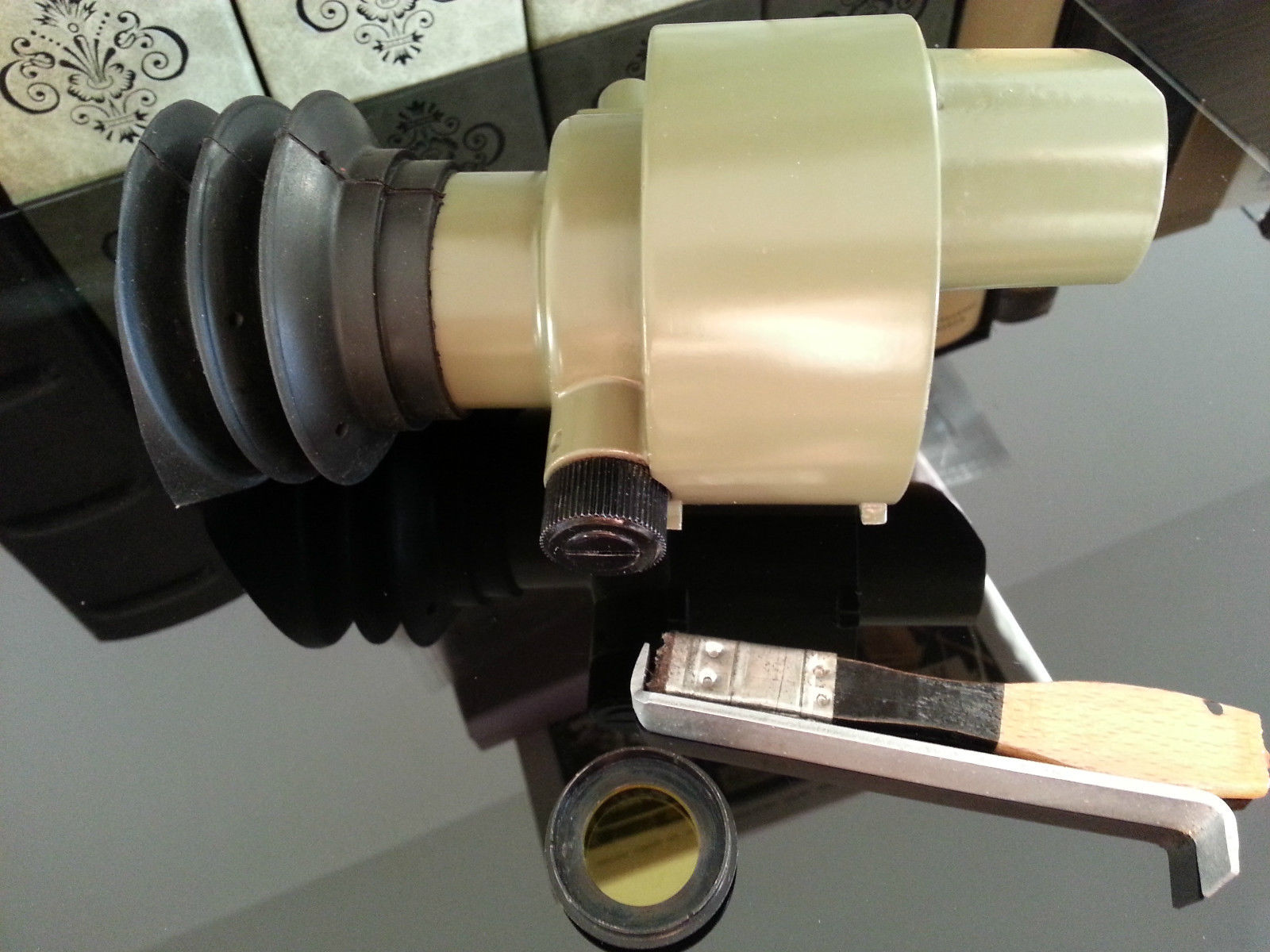 Alcance de visión monocular vintage ZRAK M-59 excedente genuino