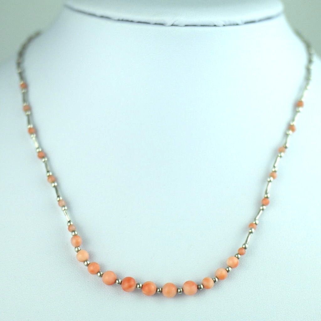 Collar vintage de cuentas de plata de primera ley y coral rosa