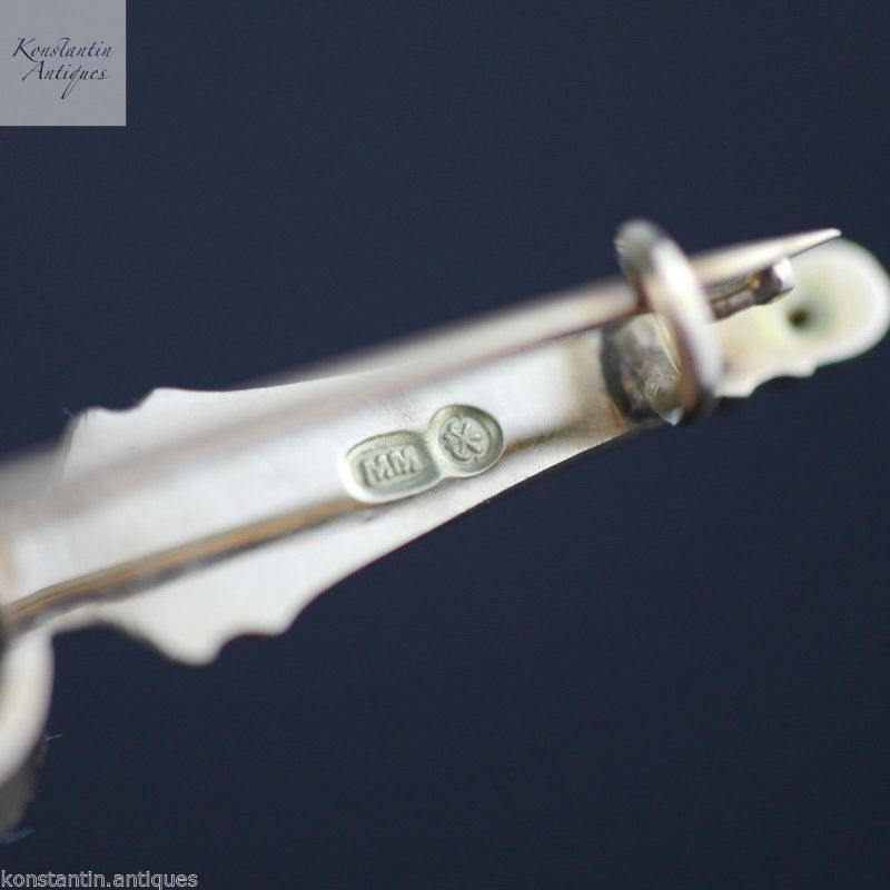 Antike kaiserlich-russische Brosche aus 56 Gold mit Rubin und Perlen aus dem Jahr 1909 – Au Diamant du cap