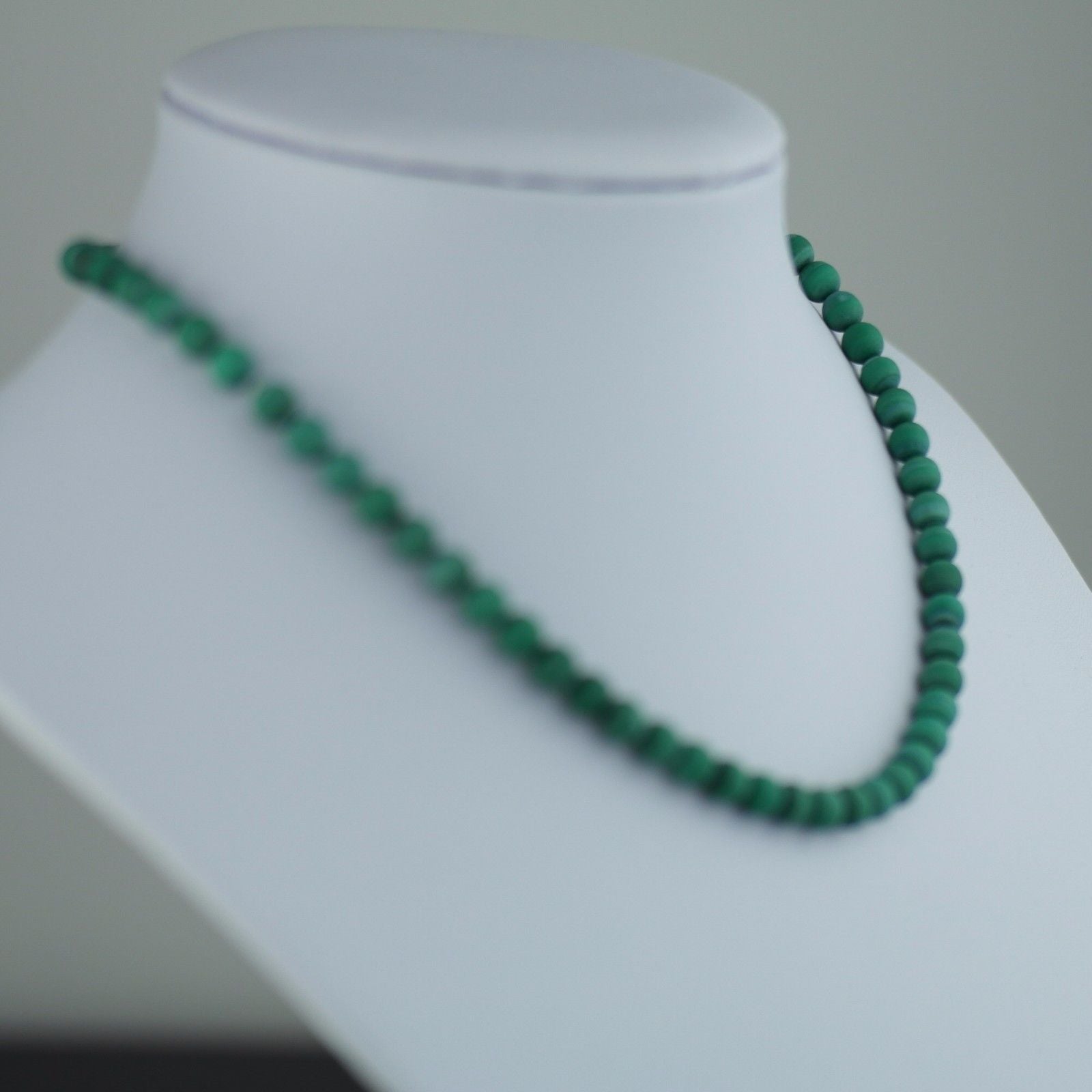 Antique malachite beads necklace with solid silver lock Portugal