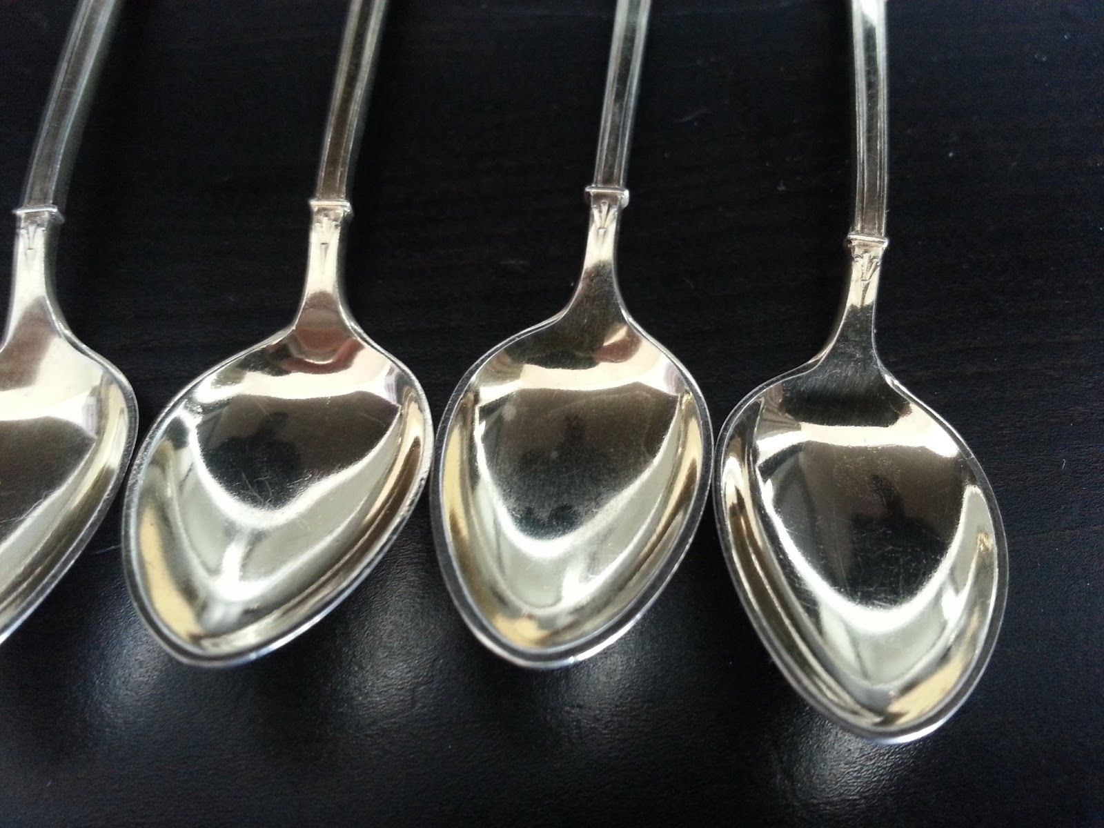 Conjunto antiguo de seis cucharas de té de esmalte dorado de plata maciza David Andersen Noruega