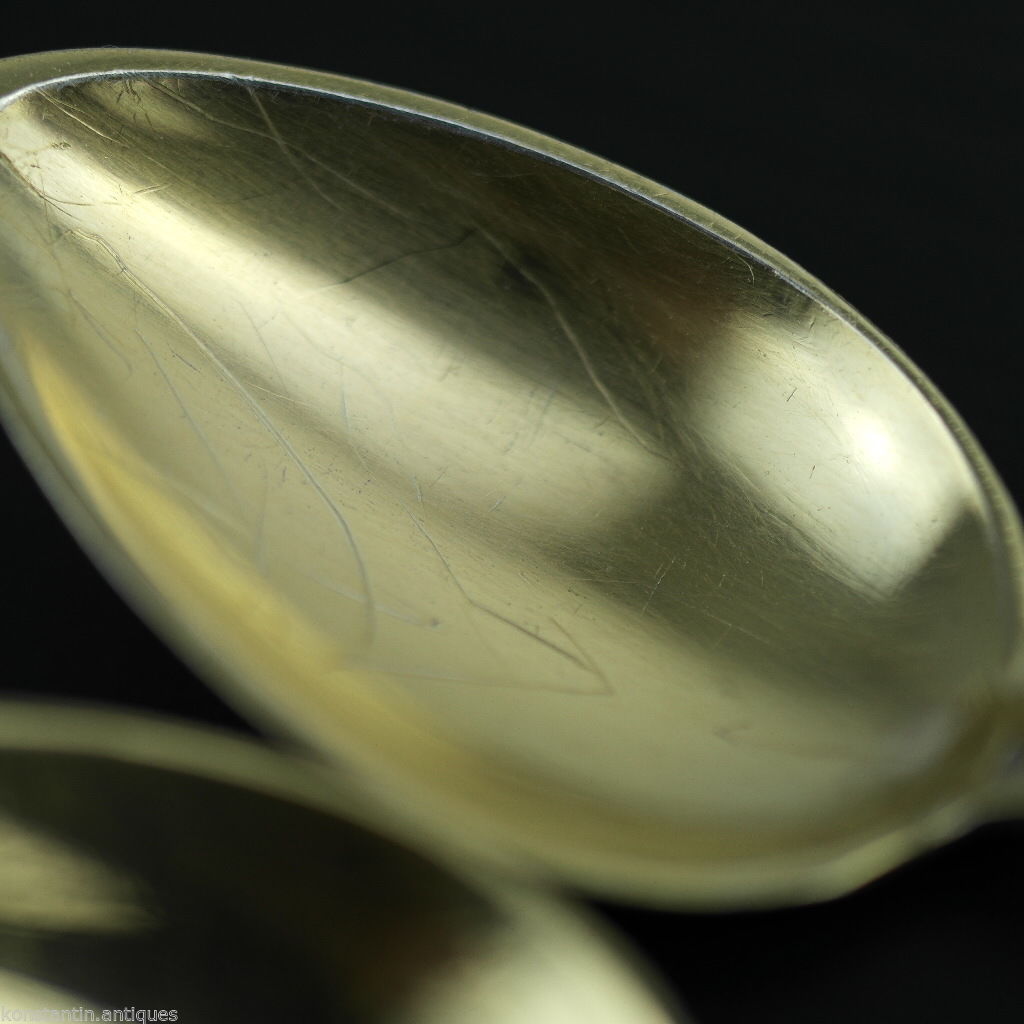 Antikes italienisches Löffelset aus Sterlingsilber mit fünf vergoldeten Hirschbeinen und Griffen aus Italien