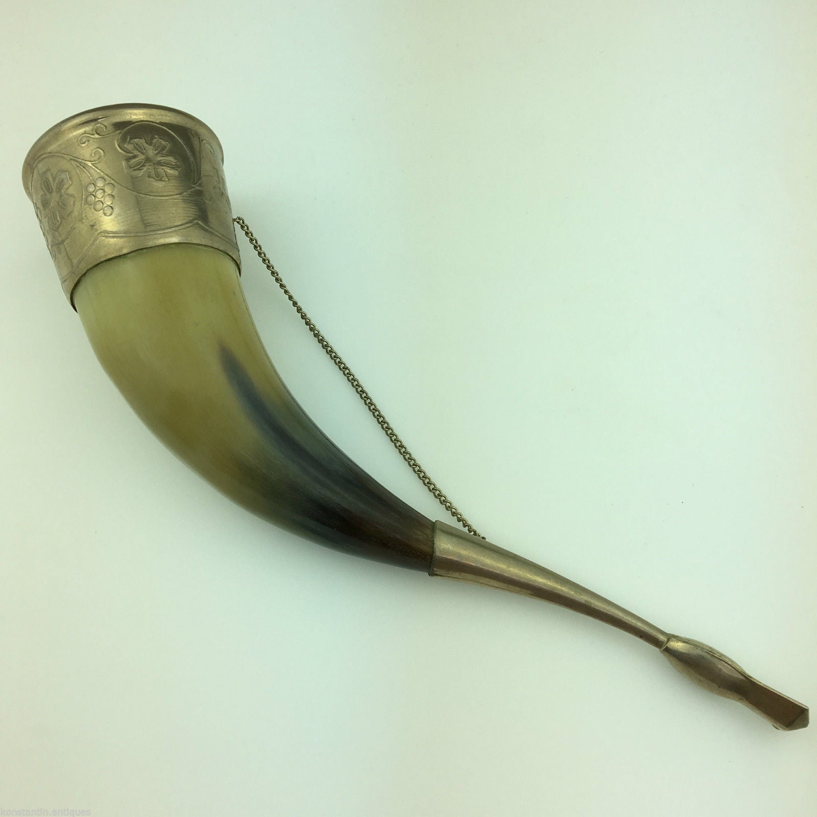 Vintage Kaukasischer Trinkhornbecher für Wein, Wodka, Cognac 