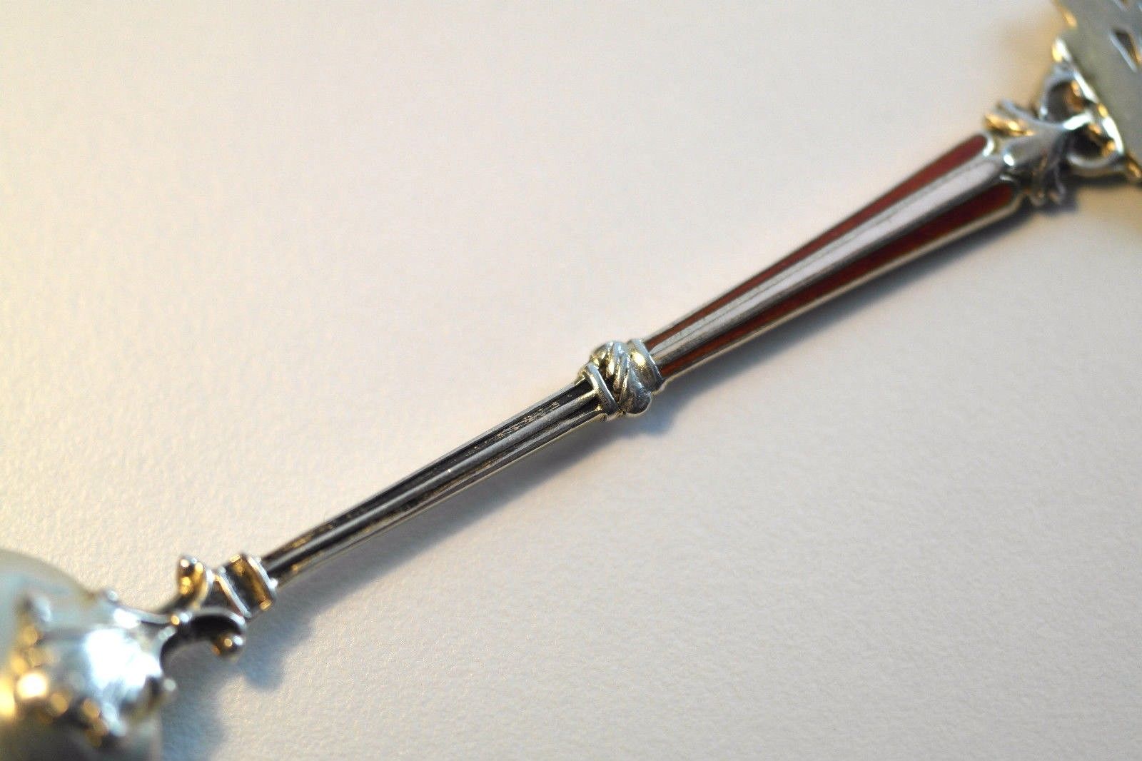 Cuchara de plata maciza esmaltada alemana Rathaus Hamburgo escudo de armas 800 cruz