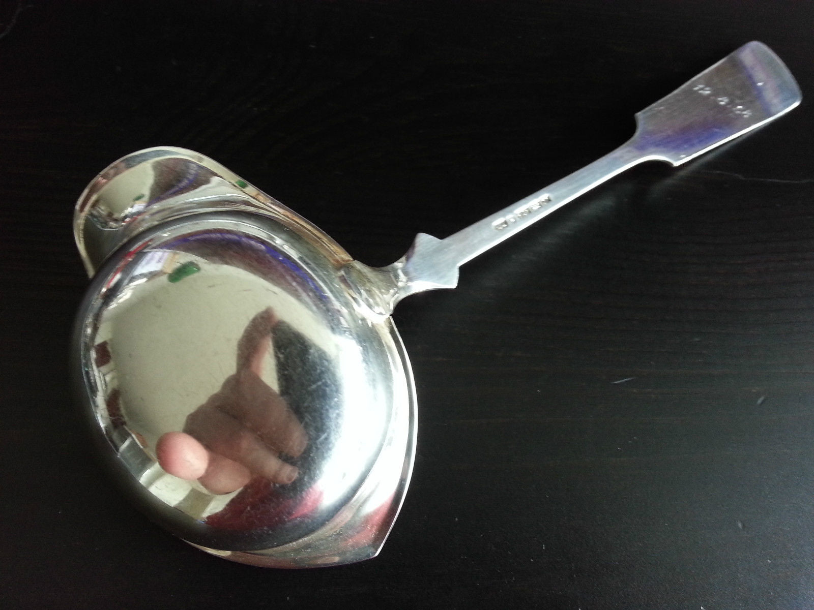 Antiguo cucharón de plata maciza chapado en oro de 1926 Finlandia KALEVALA HELSINKI Soumi