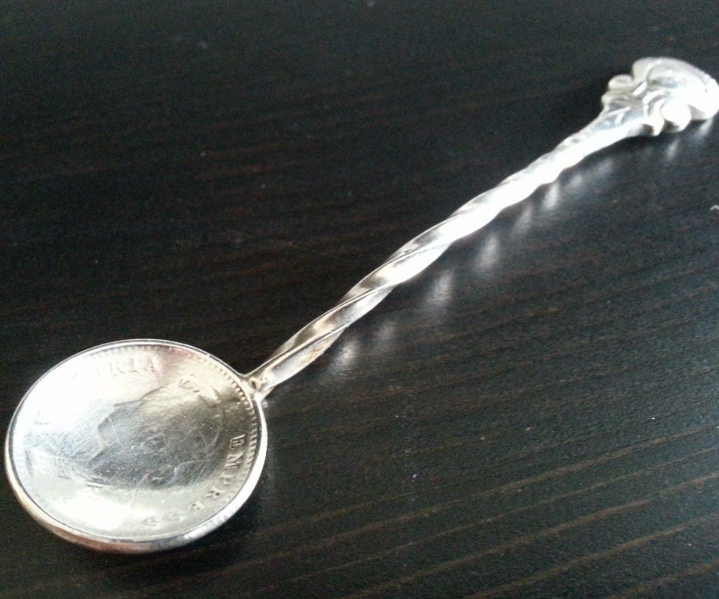 Antique 1901 solid silver coin spoon salt mustard quarter Rupee India British Empire