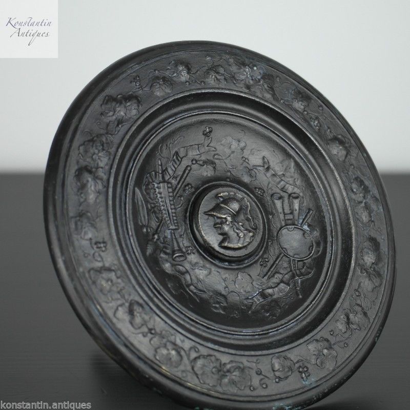 Antique patinated bronze tazza Classic French