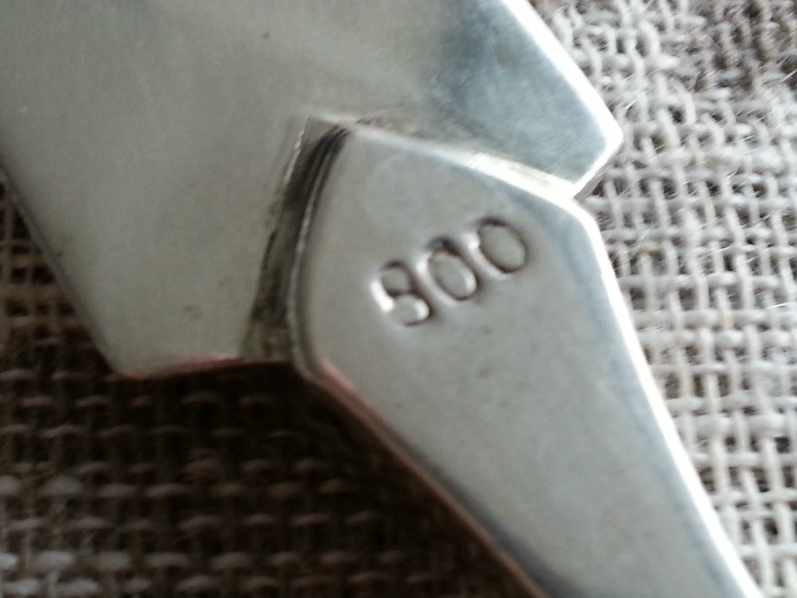 Antiker Brieföffner aus massivem Silber 800 im deutschen klassischen Stil