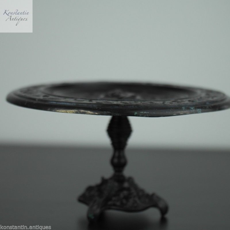 Antique patinated bronze tazza Classic French