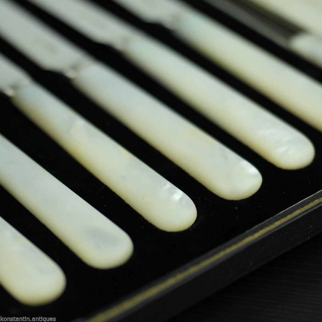 Antique 1935 solid silver set of six knives with Nacre handles