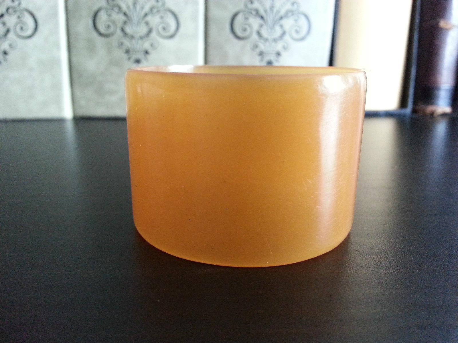 Antiguo servilletero de baquelita de 1903 escudo de plata maciza Londres A 