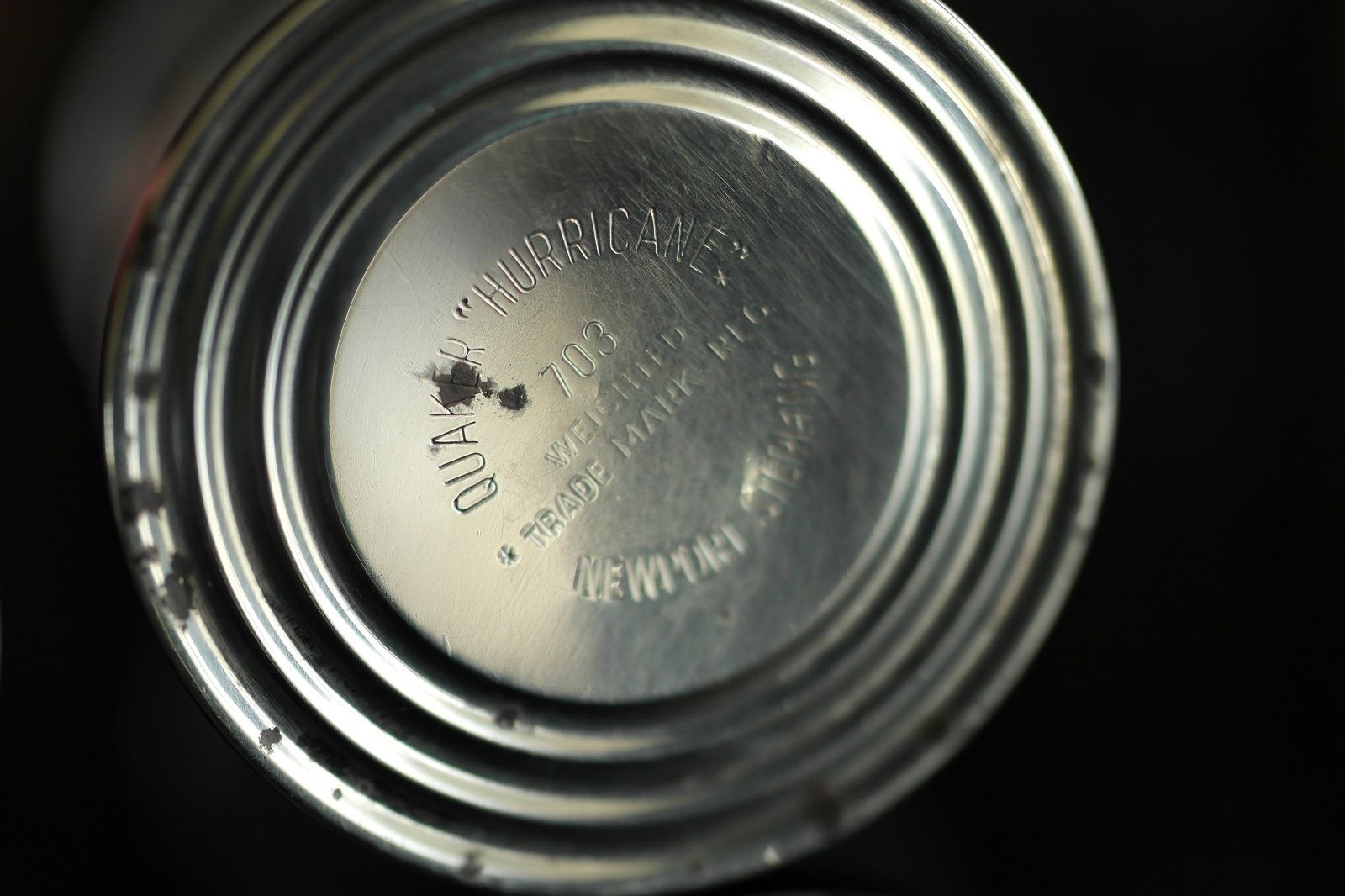 Antiker Pfeffer-Salztopf mit Rollen aus Glas, Boden aus Sterlingsilber, Quäker NEWPORT