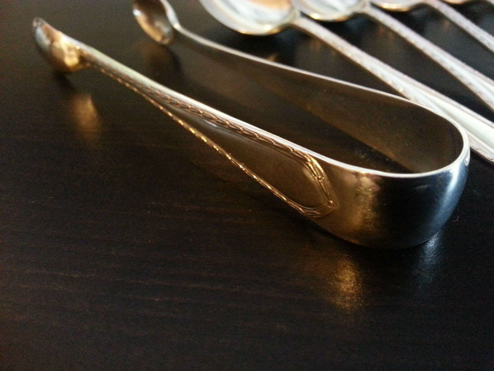 Antique 1914 sterling silver set of six spoons and tongs Sheffield