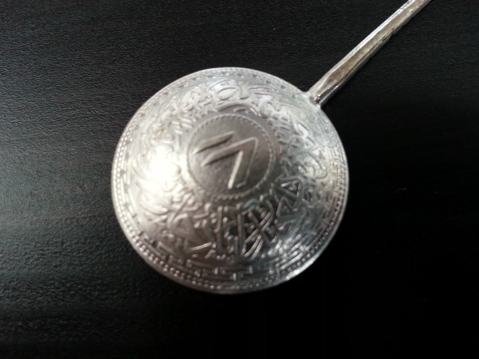 Vintage 1943 solid silver coin spoon 20 thC 8 ANNAS RUPEE INDIA