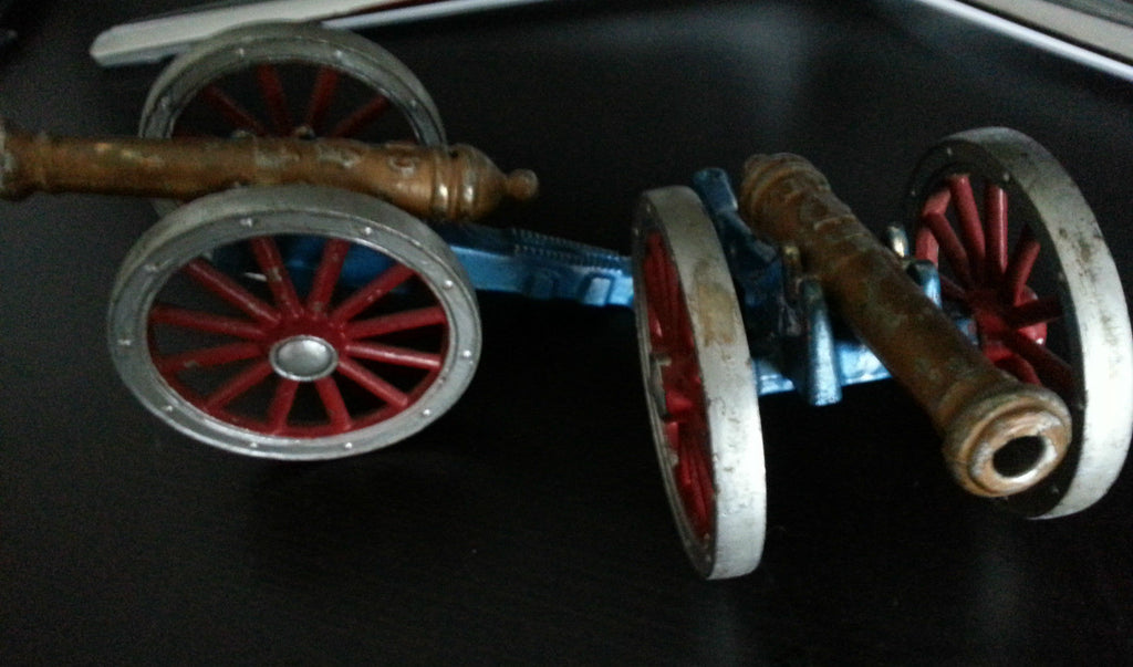 Vintage two models Antique cannons statues George Rex British Empire
