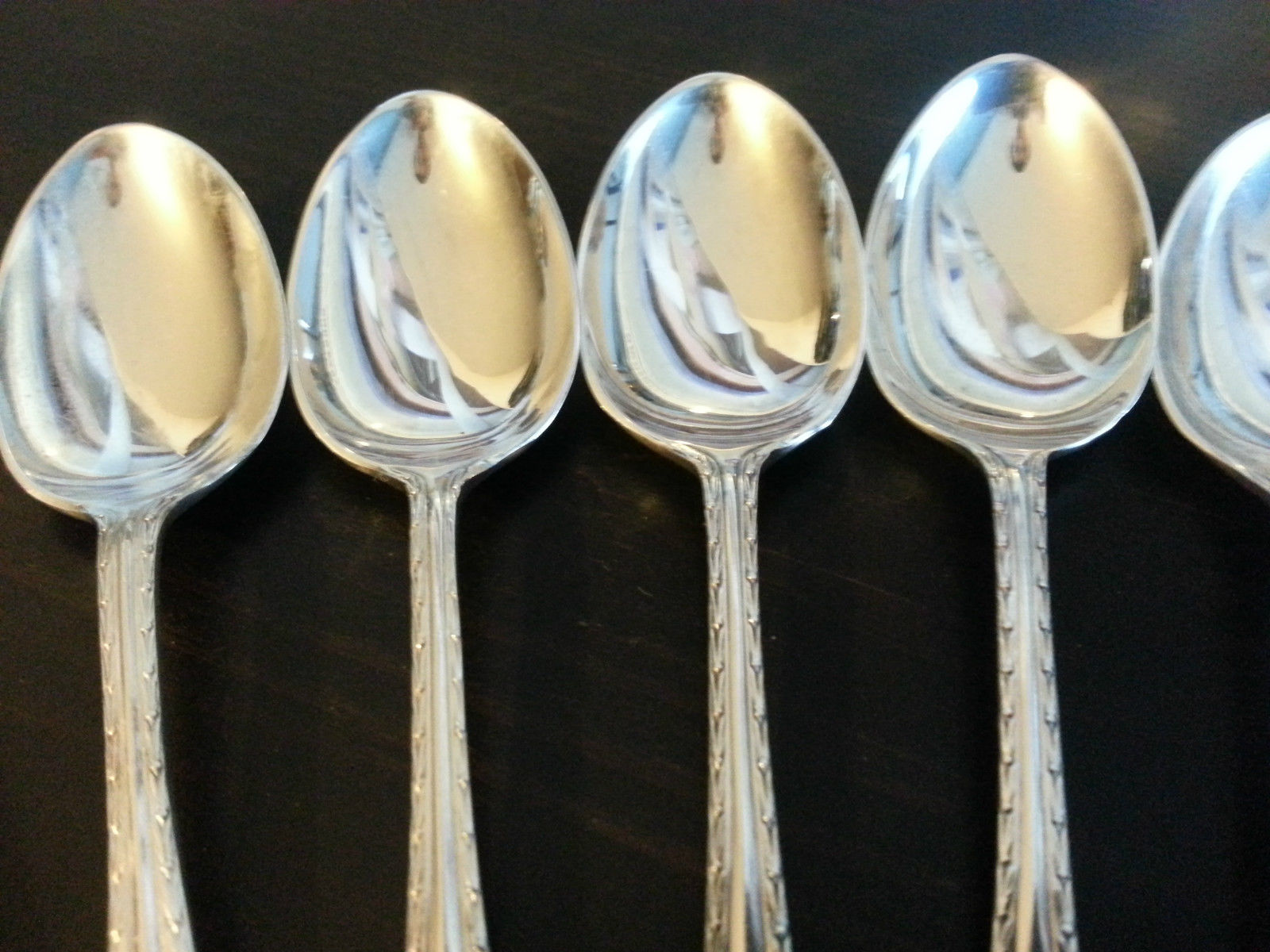 Antiguo juego de seis cucharas y pinzas de plata de ley de 1914 Sheffield