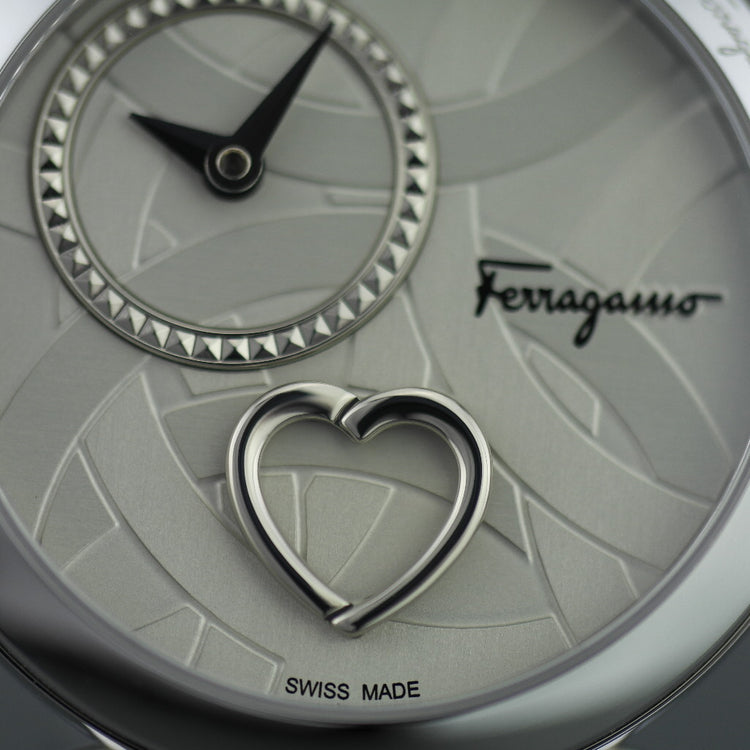 Salvatore Ferragamo Cuore Swiss Made Armbanduhr mit pulsierendem Herz