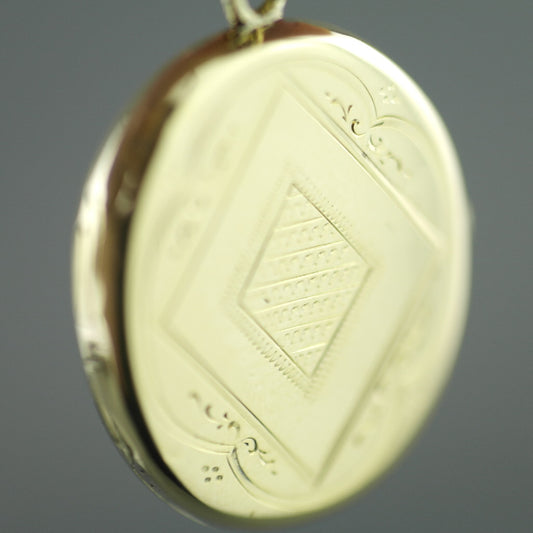 Antiguo medallón colgante de oro 56 con zafiro piramidal y 12 diamantes Imperio Ruso