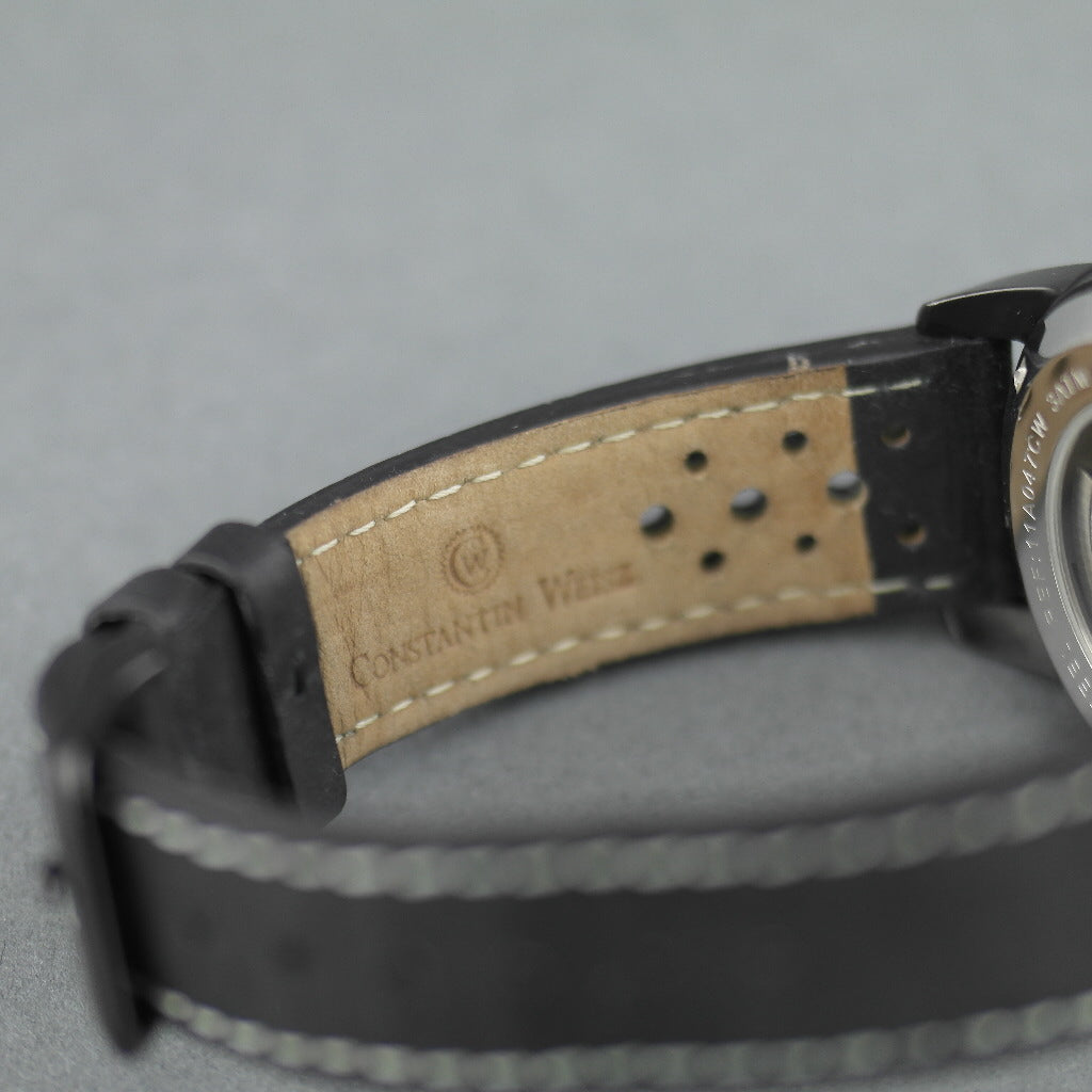 Constantin Weisz Automatik-Armbanduhr im Militärstil mit Datum und Lederarmband