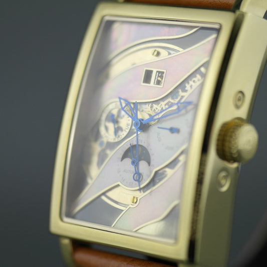 Reloj de pulsera automático chapado en oro de Constantin Weisz Gent con esfera de nácar