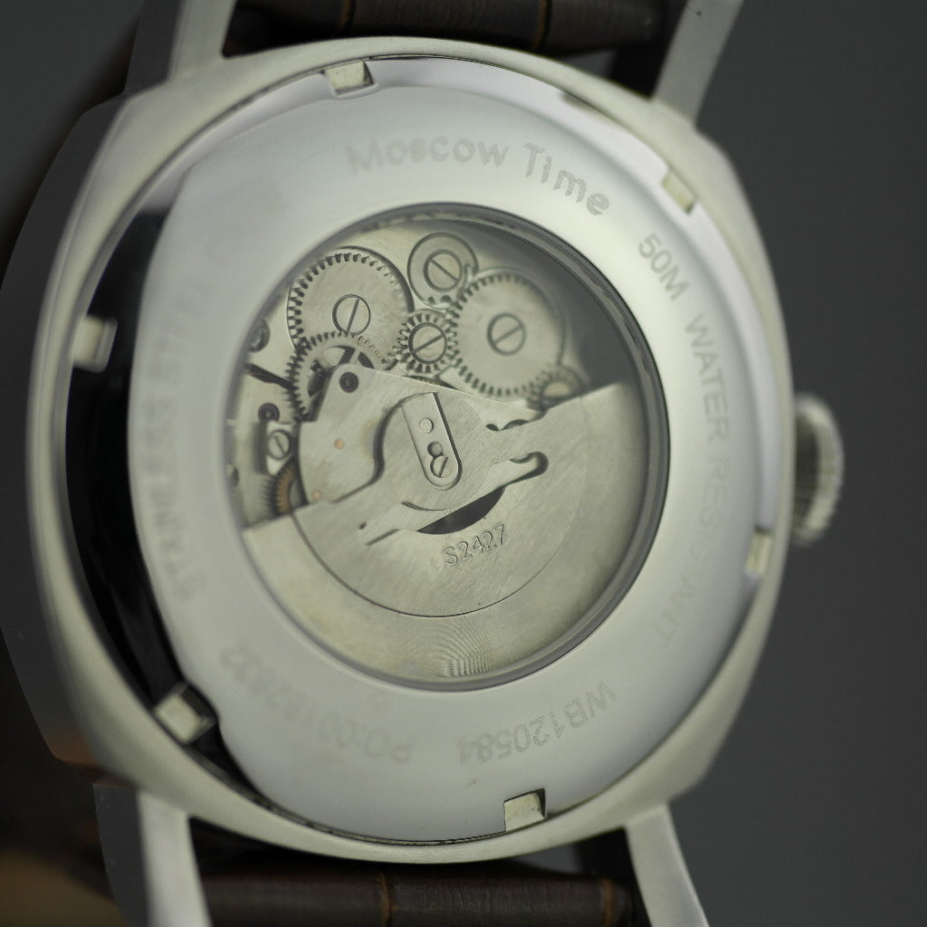 Hora de Moscú 27 joyas Reloj de pulsera automático con esfera blanca y correa marrón