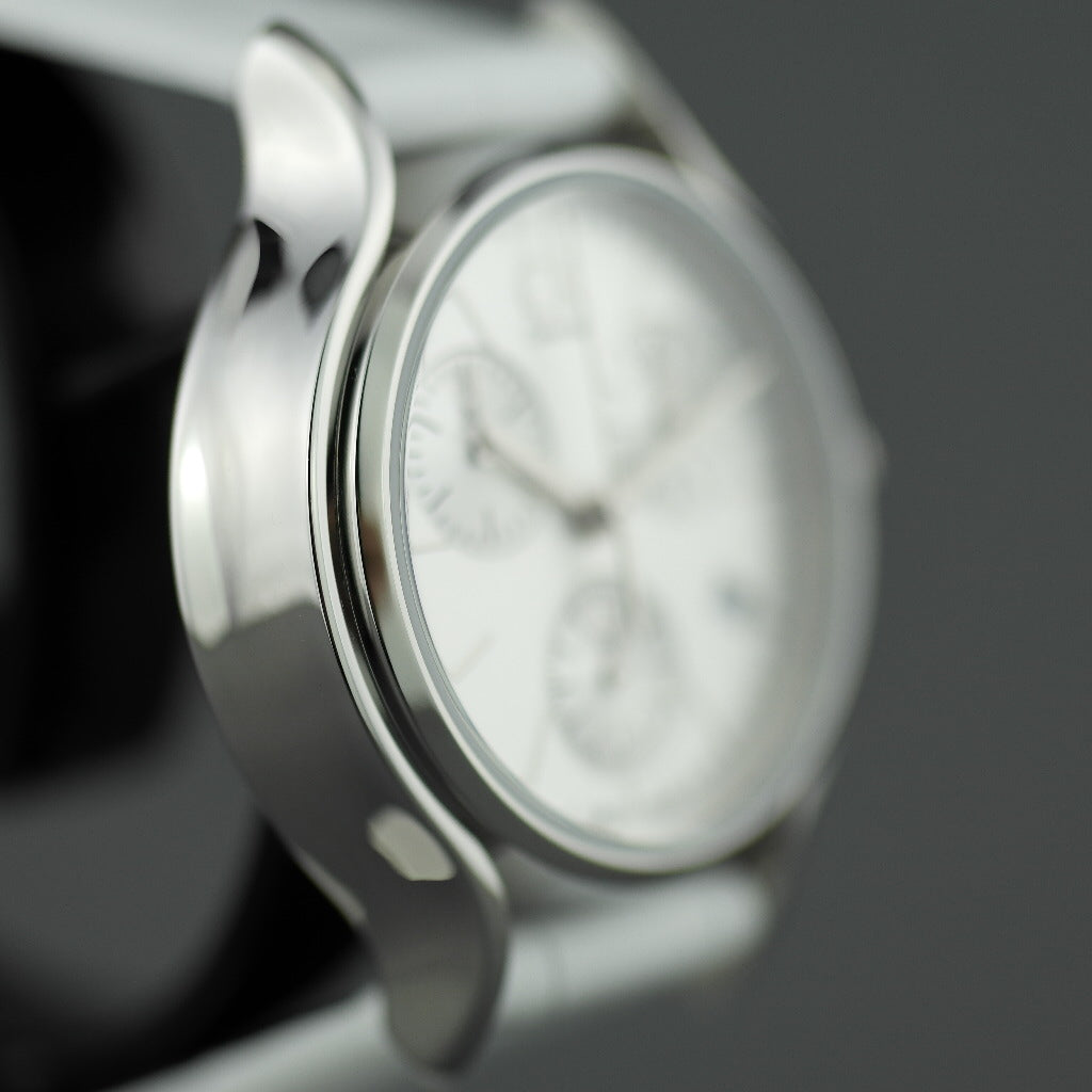 Calvin Klein – Kleine Chronographen-Armbanduhr mit weißem Lederarmband 