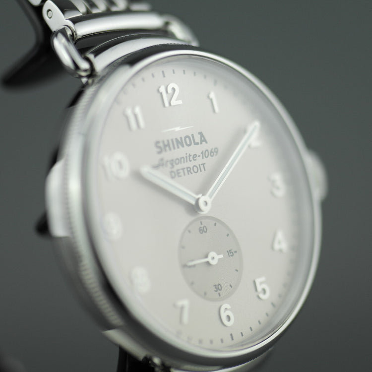 Shinola The Canfield wrist watch with sandy dunes of Michigan’s grey dial