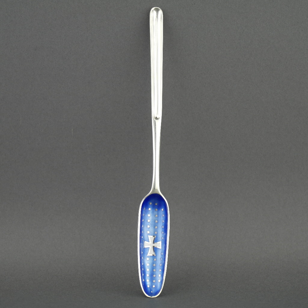 Cuchara de cuchara de médula de plata de ley antigua de Dinamarca con cresta cruzada de esmalte