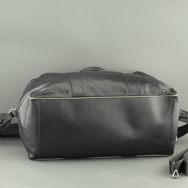 DAKS London signature Borbonese genuine leather black large gym holdall bag with nylon lining