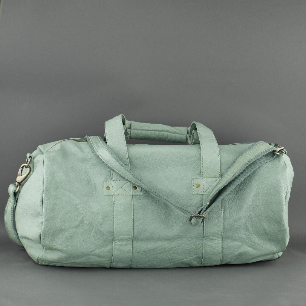 COBB &amp; CO Bolsa deportiva de cuero verde turquesa Bolsa de deporte mediana para gimnasio