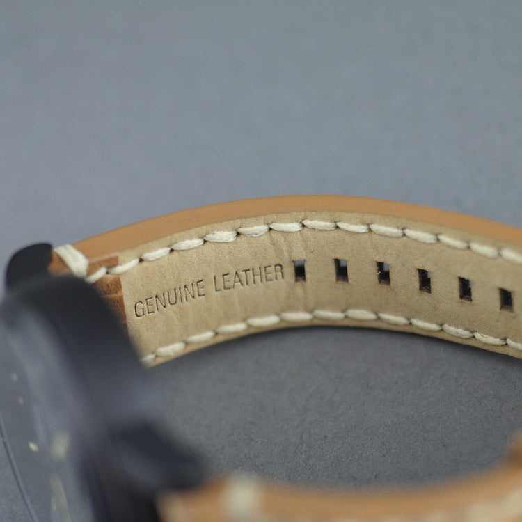 TW Steel Automatic Black Lässige Armbanduhr mit braunem Lederarmband