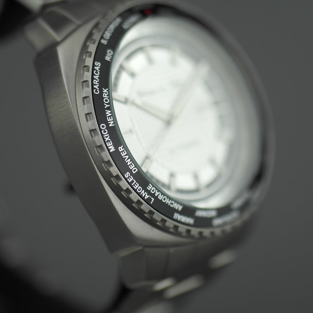 Moscow Time a world timer Gent's Automatic wrist watch with bracelet