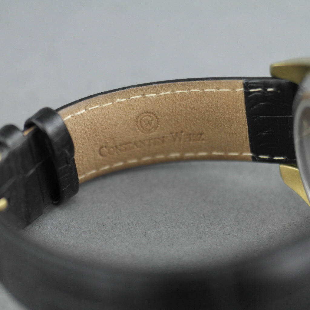 Constantin Weisz klassische Automatik-Armbanduhr mit offenem Herzen und Lederarmband