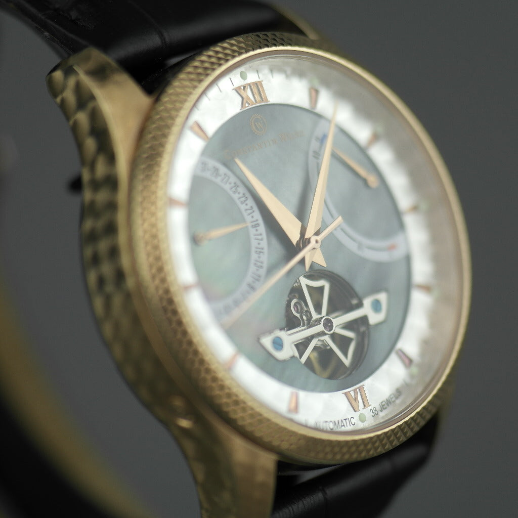 Constantin Weisz klassische automatische Armbanduhr mit offenem Herzen und 38 Steinen