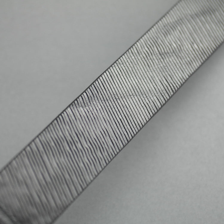 Elliot Rhodes Gents Lässiger schwarzer, lasergeschnittener Vollnarbenledergürtel
